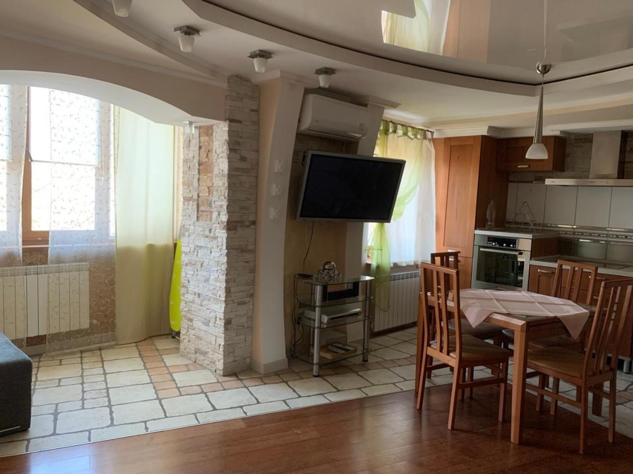 Apartaments Teris Zhytómyr Exterior foto